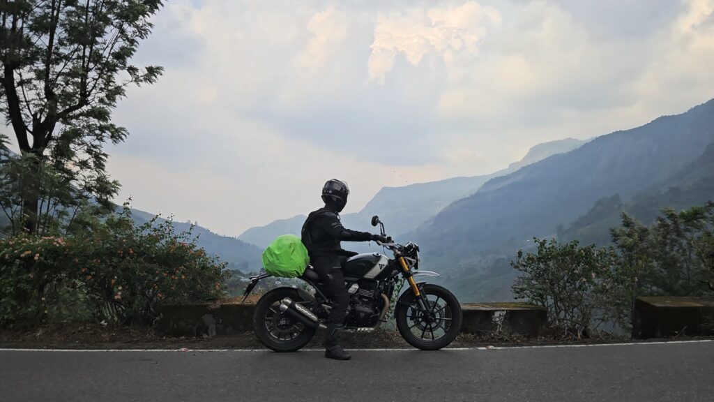 Hero image - Munnar bike trip