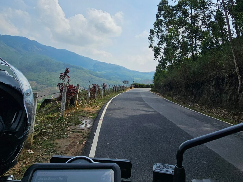 Beautiful twisties - Munnar bike trip