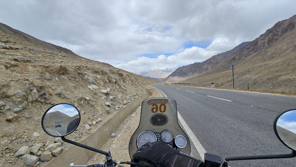 Khardung La Nubra Valley Pangong itinerary - North Pullu