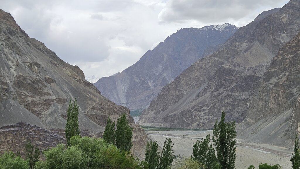 Khardung La Nubra Valley Pangong itinerary - Thang