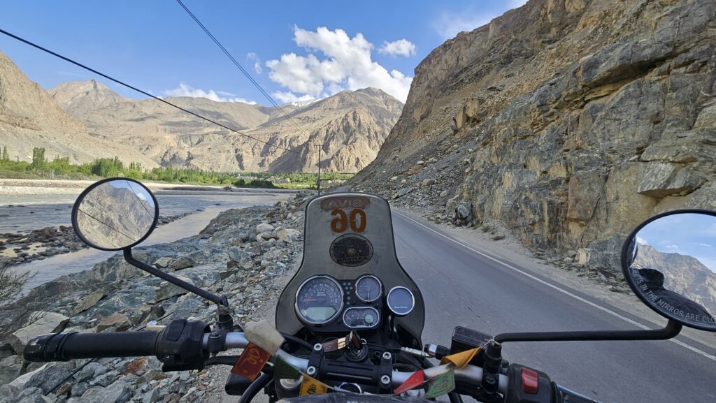 Khardung La Nubra Valley Pangong itinerary - Riding to Turtuk