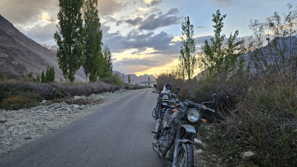 Khardung La Nubra Valley Pangong itinerary - return to Hunder