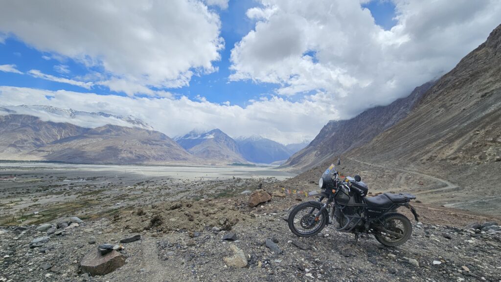 Khardung La Nubra Valley Pangong itinerary - cool photo